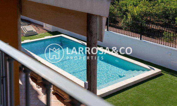 Reventa - Chalet - Orihuela - Orihuela Ciudad