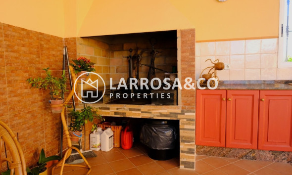 Reventa - Chalet - Orihuela - Orihuela Ciudad