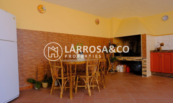 Reventa - Chalet - Orihuela - Orihuela Ciudad