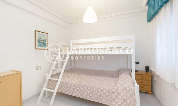 Reventa - Planta baja - Torrevieja - Acequion