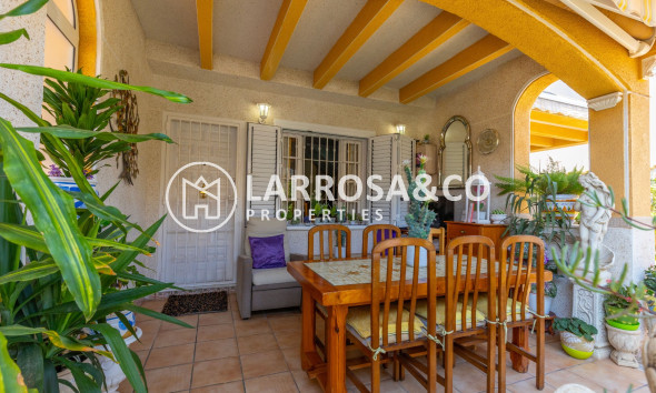 Вторичный рынок - Дом - Торревьеха - Zona los Frutales