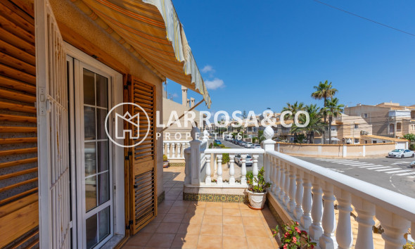 Вторичный рынок - Дом - Торревьеха - Zona los Frutales