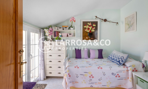 Вторичный рынок - Дом - Торревьеха - Zona los Frutales