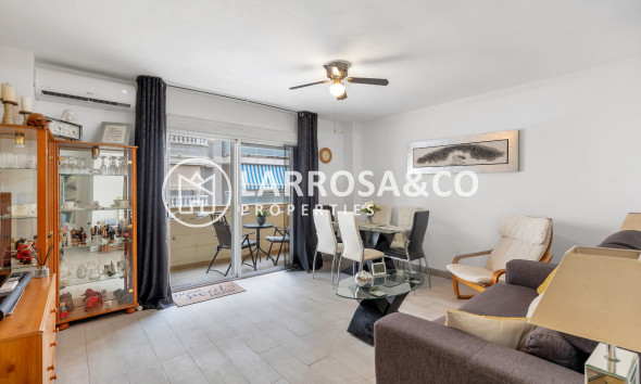 Herverkoop - Apartment - Torrevieja - Playa del Cura