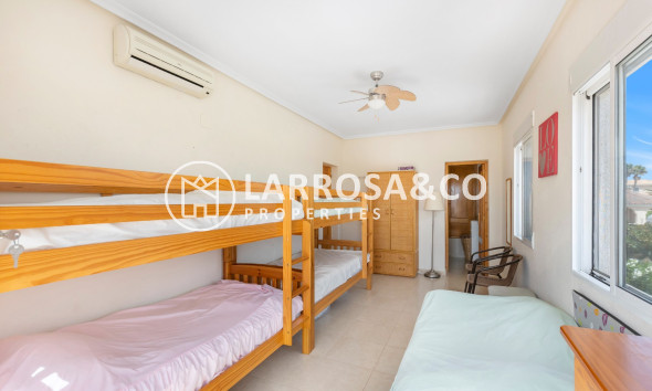 Resale - Detached House/Villa - San Fulgencio