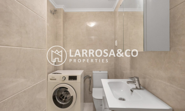 Resale - Apartment - Torrevieja - Torreblanca