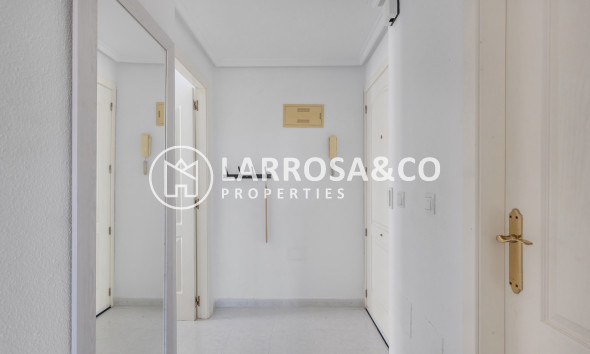 Resale - Apartment - Torrevieja - Torreblanca