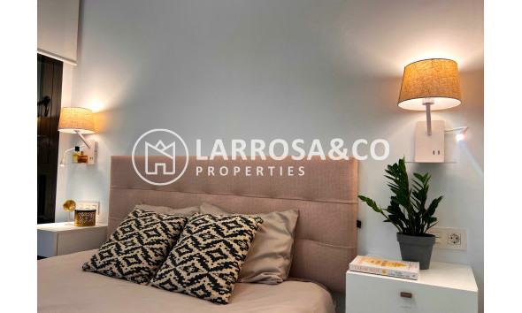 Resale - Apartment - Torrevieja - Playa del Cura