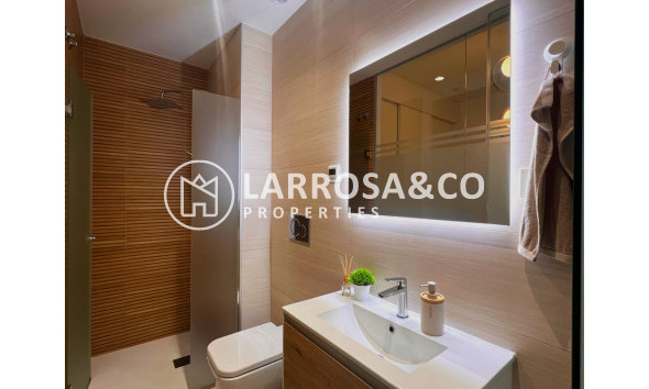 Resale - Apartment - Torrevieja - Playa del Cura