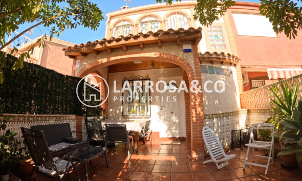 Resale - Terraced house / Townhouse - Torrevieja - El Acequión - Los Náufragos