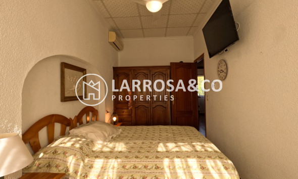 Resale - Terraced house / Townhouse - Torrevieja - El Acequión - Los Náufragos