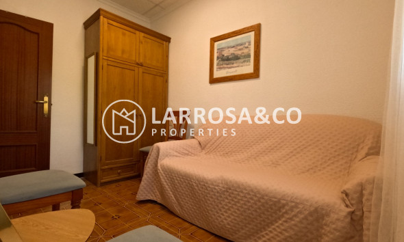 Resale - Terraced house / Townhouse - Torrevieja - El Acequión - Los Náufragos