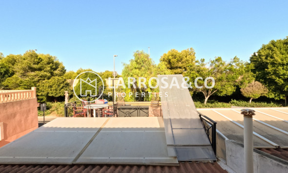 Resale - Terraced house / Townhouse - Torrevieja - El Acequión - Los Náufragos