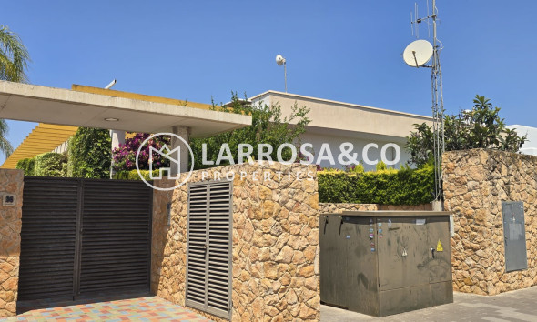 A Vendre - Terraced house / Townhouse - Orihuela costa - Mil Palmeras