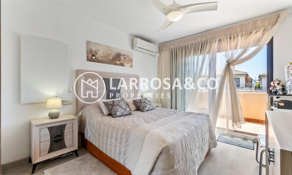 Resale - Terraced house / Townhouse - Torrevieja - Aguas Nuevas