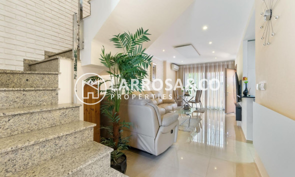 Resale - Terraced house / Townhouse - Torrevieja - Aguas Nuevas