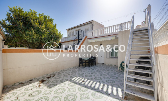 Resale - Semi-detached house - Torrevieja - La Siesta - El Salado - Torreta