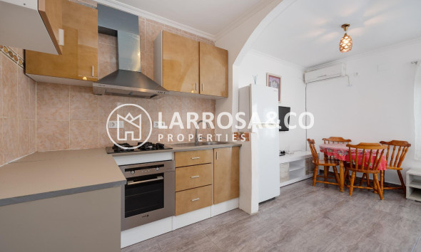 Resale - Semi-detached house - Torrevieja - La Siesta - El Salado - Torreta