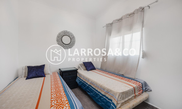 Resale - Semi-detached house - Torrevieja - La Siesta - El Salado - Torreta