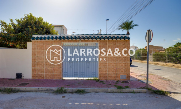 Resale - Semi-detached house - Torrevieja - La Siesta - El Salado - Torreta