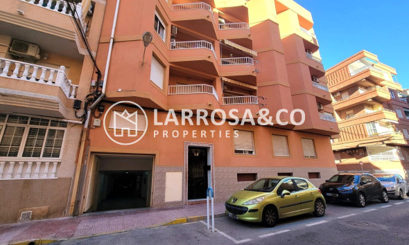 Reventa - Atico - Torrevieja - Playa Los Locos