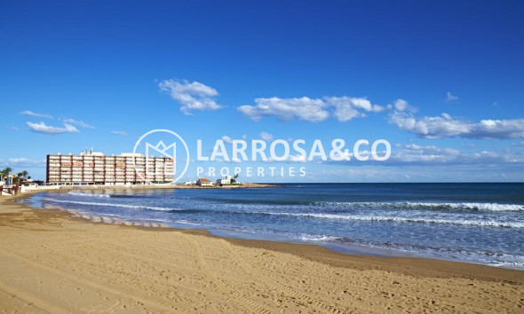 Reventa - Atico - Torrevieja - Playa Los Locos