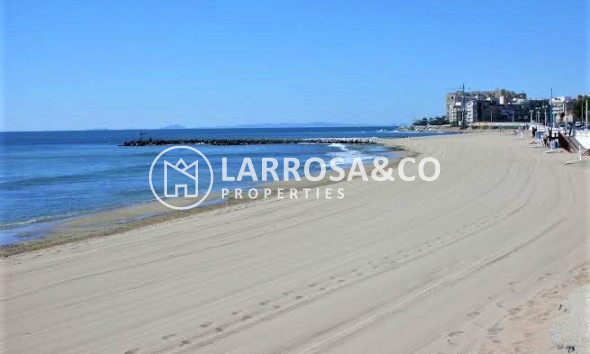 Reventa - Atico - Torrevieja - Playa Los Locos