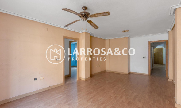 Resale - Apartment - Torrevieja - Habaneras