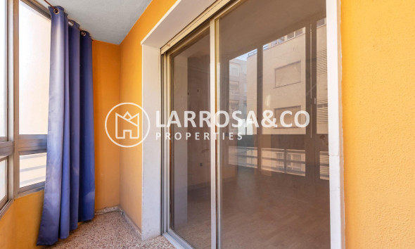 Resale - Apartment - Torrevieja - Habaneras