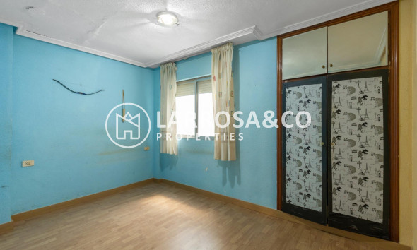 Resale - Apartment - Torrevieja - Habaneras