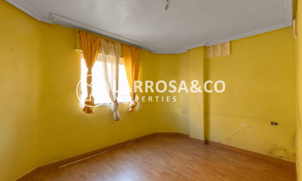 Resale - Apartment - Torrevieja - Habaneras