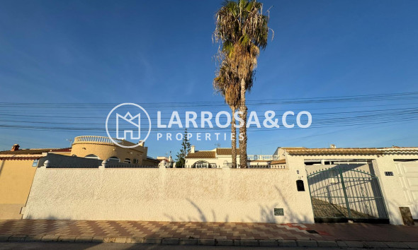 Reventa - Chalet - Torrevieja - San luis