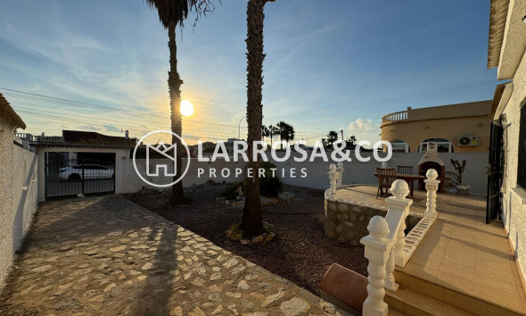 Reventa - Chalet - Torrevieja - San luis