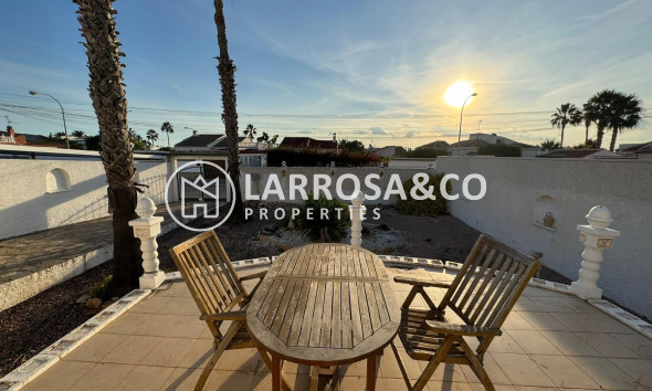 Reventa - Chalet - Torrevieja - San luis