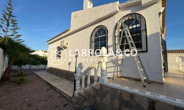 Reventa - Chalet - Torrevieja - San luis