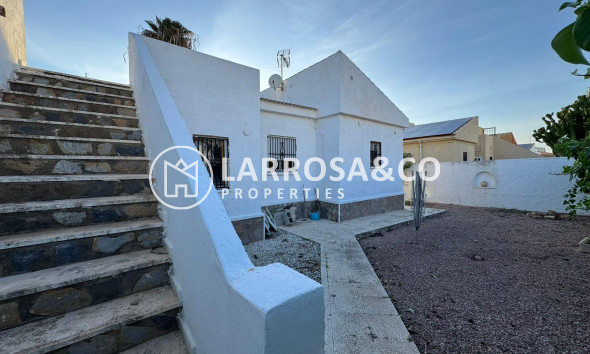 Reventa - Chalet - Torrevieja - San luis