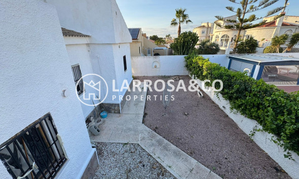 Reventa - Chalet - Torrevieja - San luis