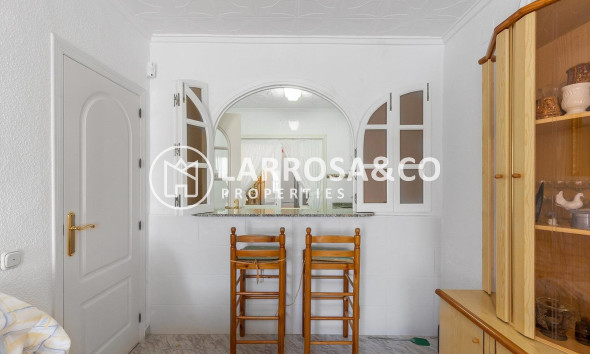 Resale - Bungalow - Torrevieja - La Siesta - El Salado - Torreta