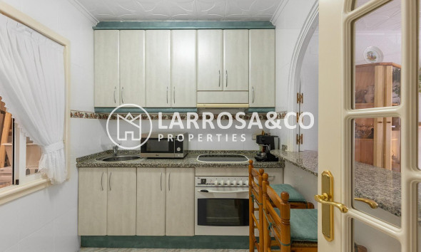 Resale - Bungalow - Torrevieja - La Siesta - El Salado - Torreta