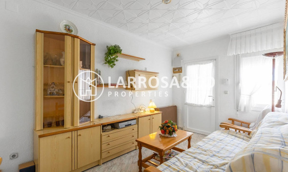 Resale - Bungalow - Torrevieja - La Siesta - El Salado - Torreta
