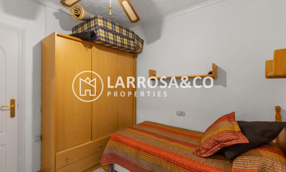 Resale - Bungalow - Torrevieja - La Siesta - El Salado - Torreta