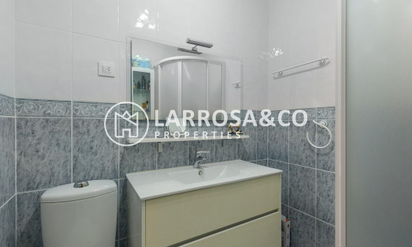 Resale - Bungalow - Torrevieja - La Siesta - El Salado - Torreta