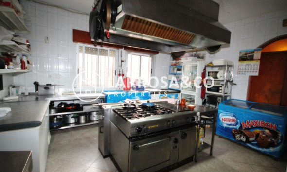 Reventa - Local - Torrevieja - Torretas