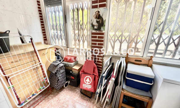 Resale - Apartment - Torrevieja - Acequion