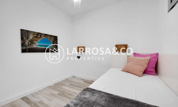 Reventa - Apartamento - Torrevieja - Punta Prima