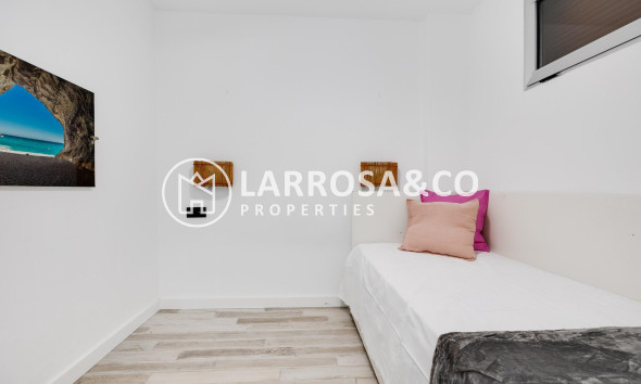 Reventa - Apartamento - Torrevieja - Punta Prima