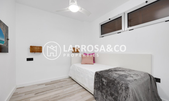 Reventa - Apartamento - Torrevieja - Punta Prima