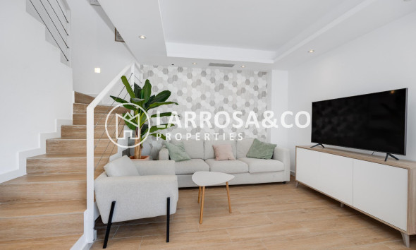 Herverkoop - Villa - Torrevieja - Los Frutales