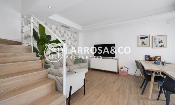 Herverkoop - Villa - Torrevieja - Los Frutales