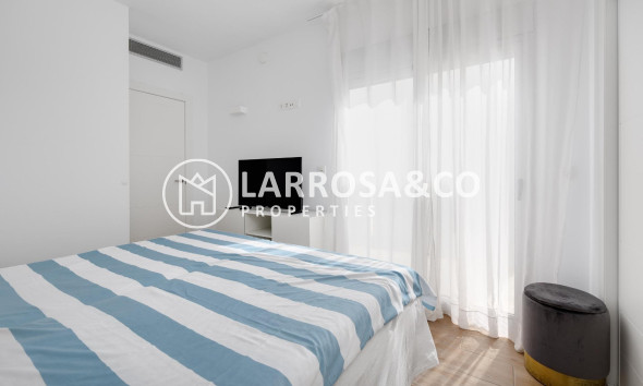 Herverkoop - Villa - Torrevieja - Los Frutales